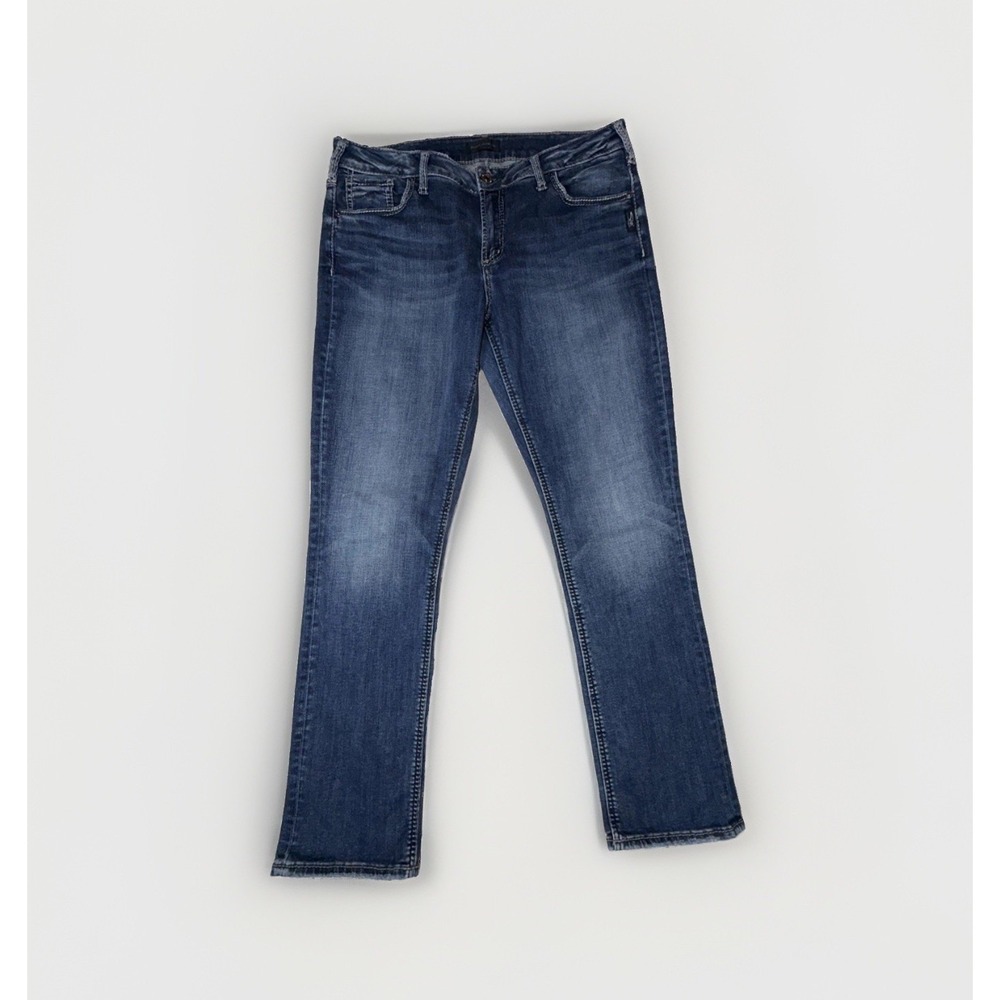 Silver Jeans Avery Straight Leg Jeans Woman's Size 34x30 Mid Rise Medium Wash